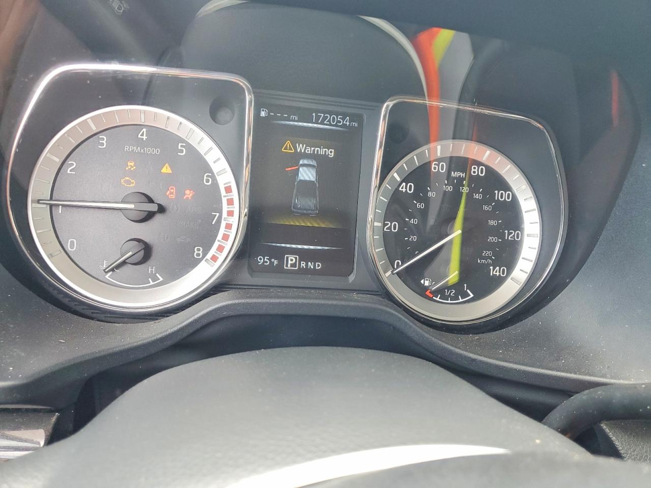 2017 NISSAN TITAN