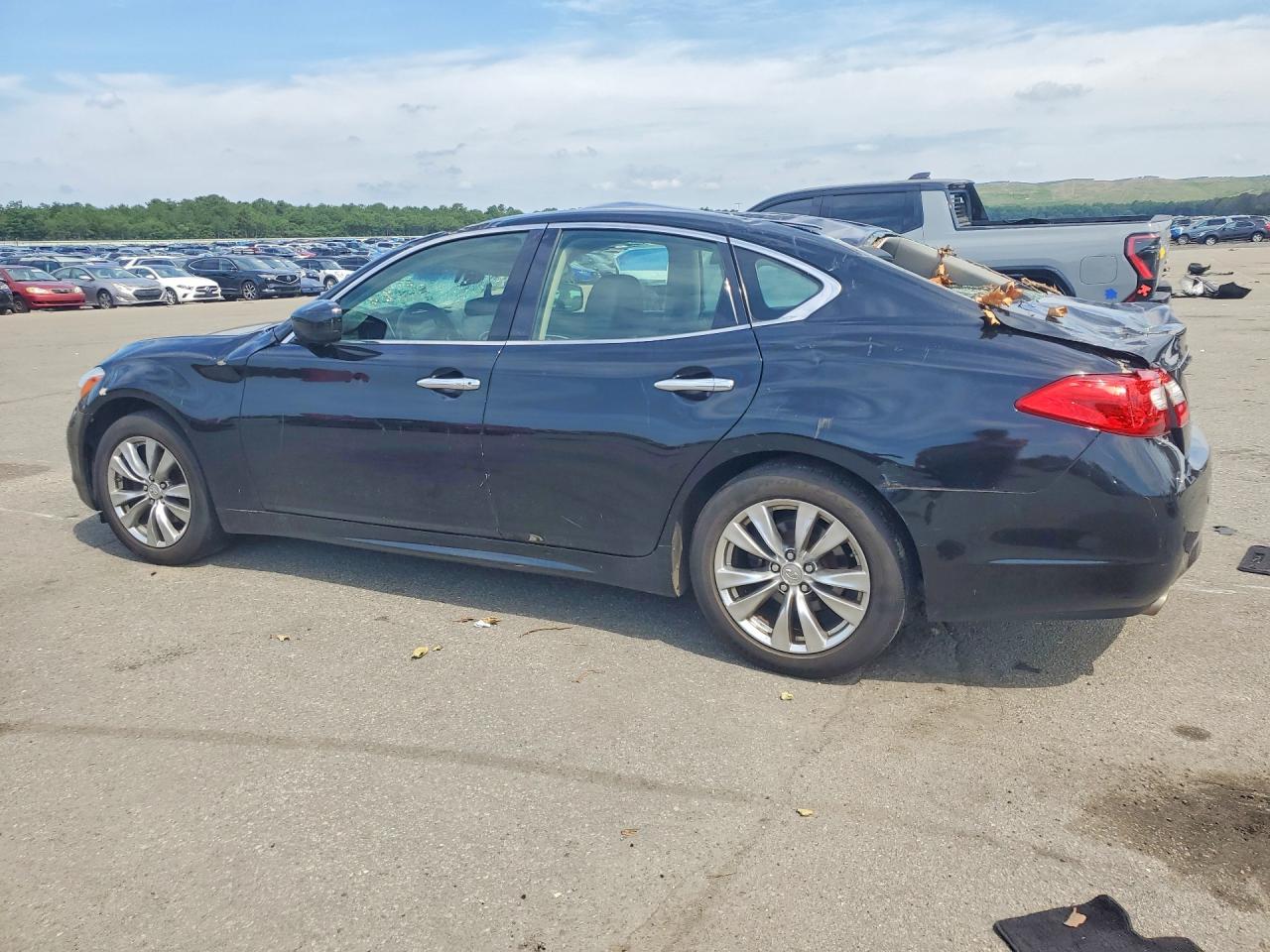 2013 INFINITI M37