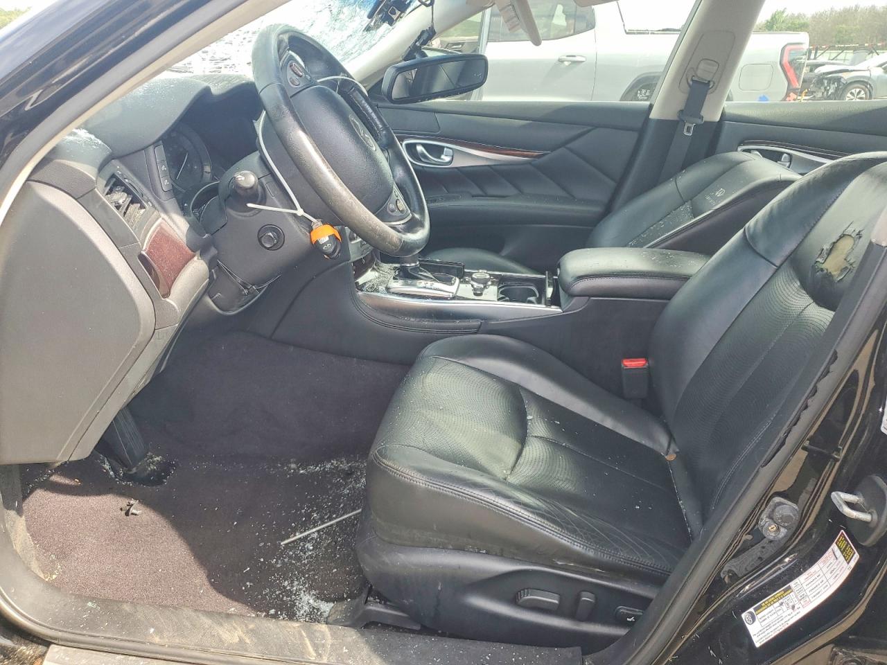 2013 INFINITI M37