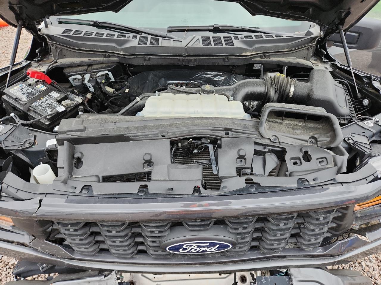 2025 FORD F150