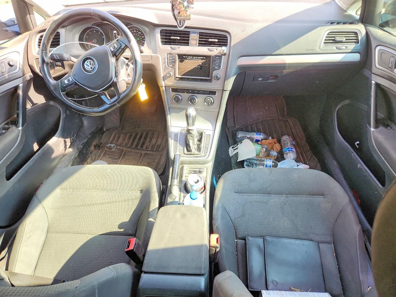 2016 VOLKSWAGEN GOLF