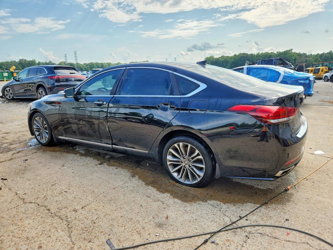 2016 HYUNDAI GENESIS