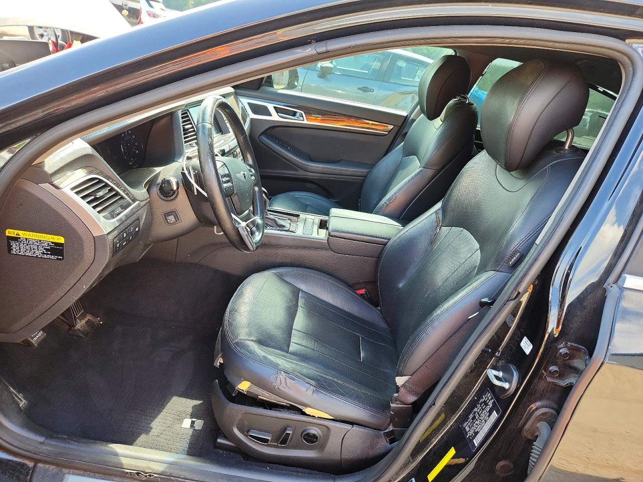 2016 HYUNDAI GENESIS
