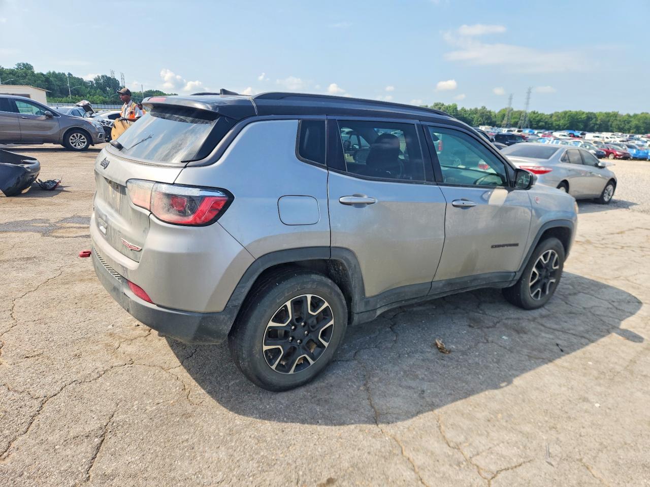 2020 JEEP COMPASS