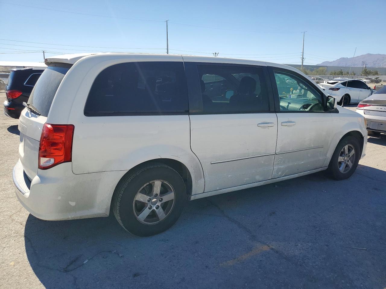 2013 DODGE CARAVAN