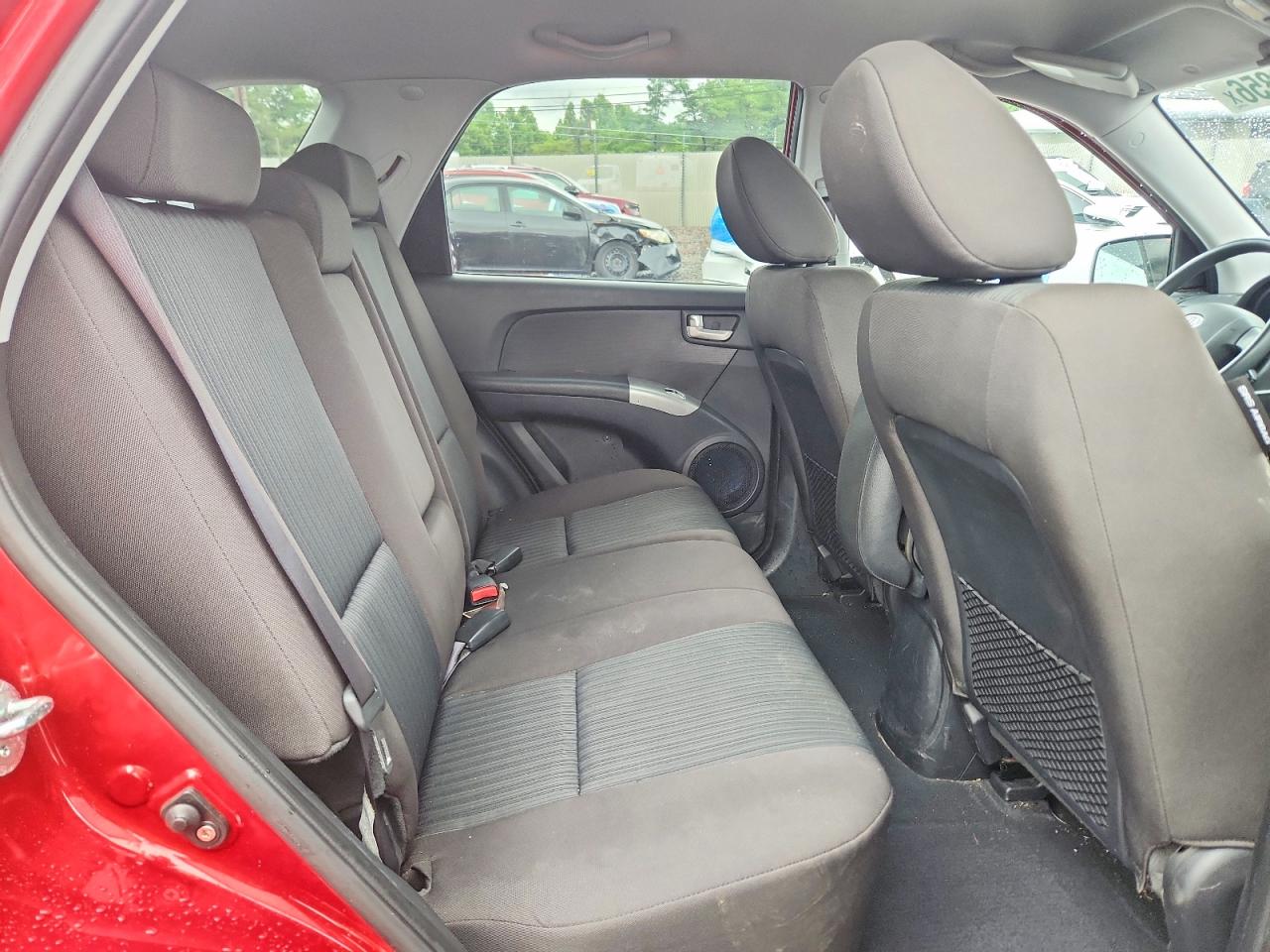 2010 KIA SPORTAGE