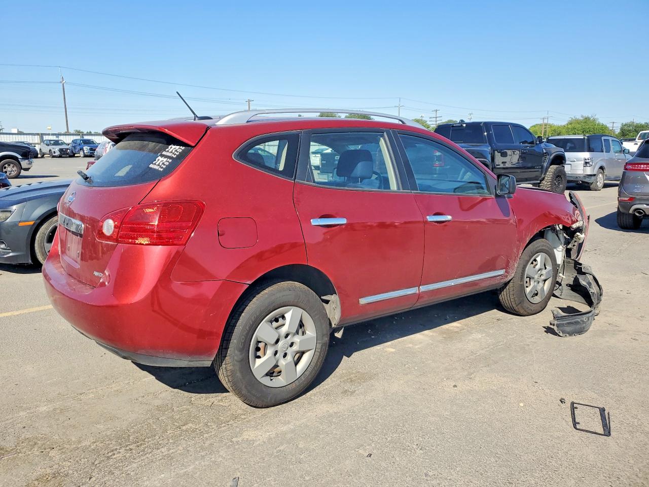 2015 NISSAN ROGUE