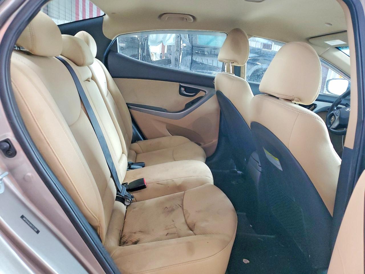 2013 HYUNDAI ELANTRA
