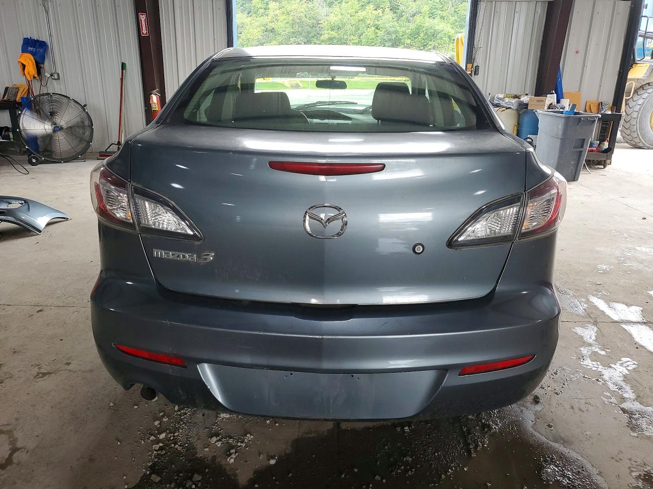 2012 MAZDA 3