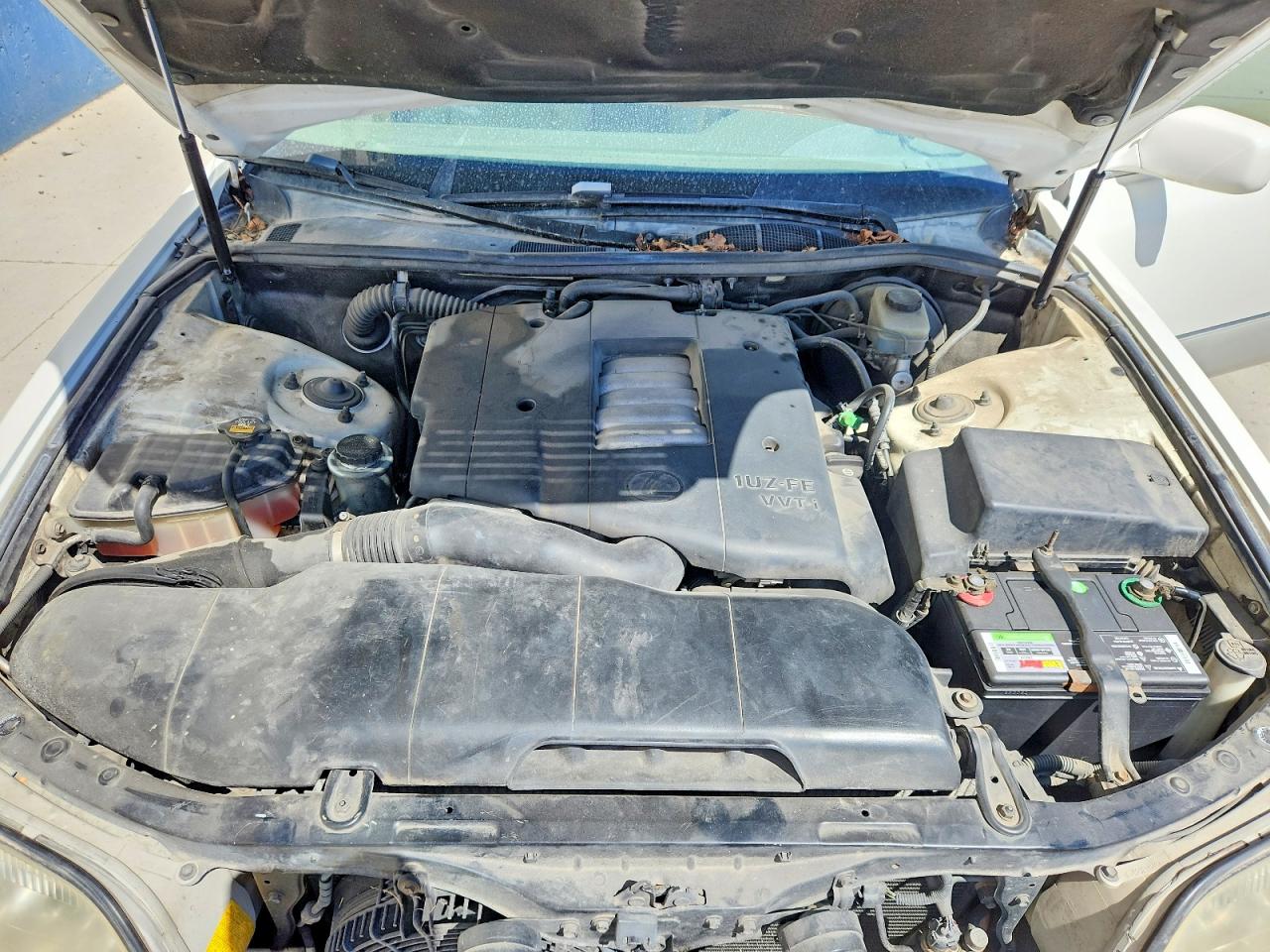 2000 LEXUS LS400