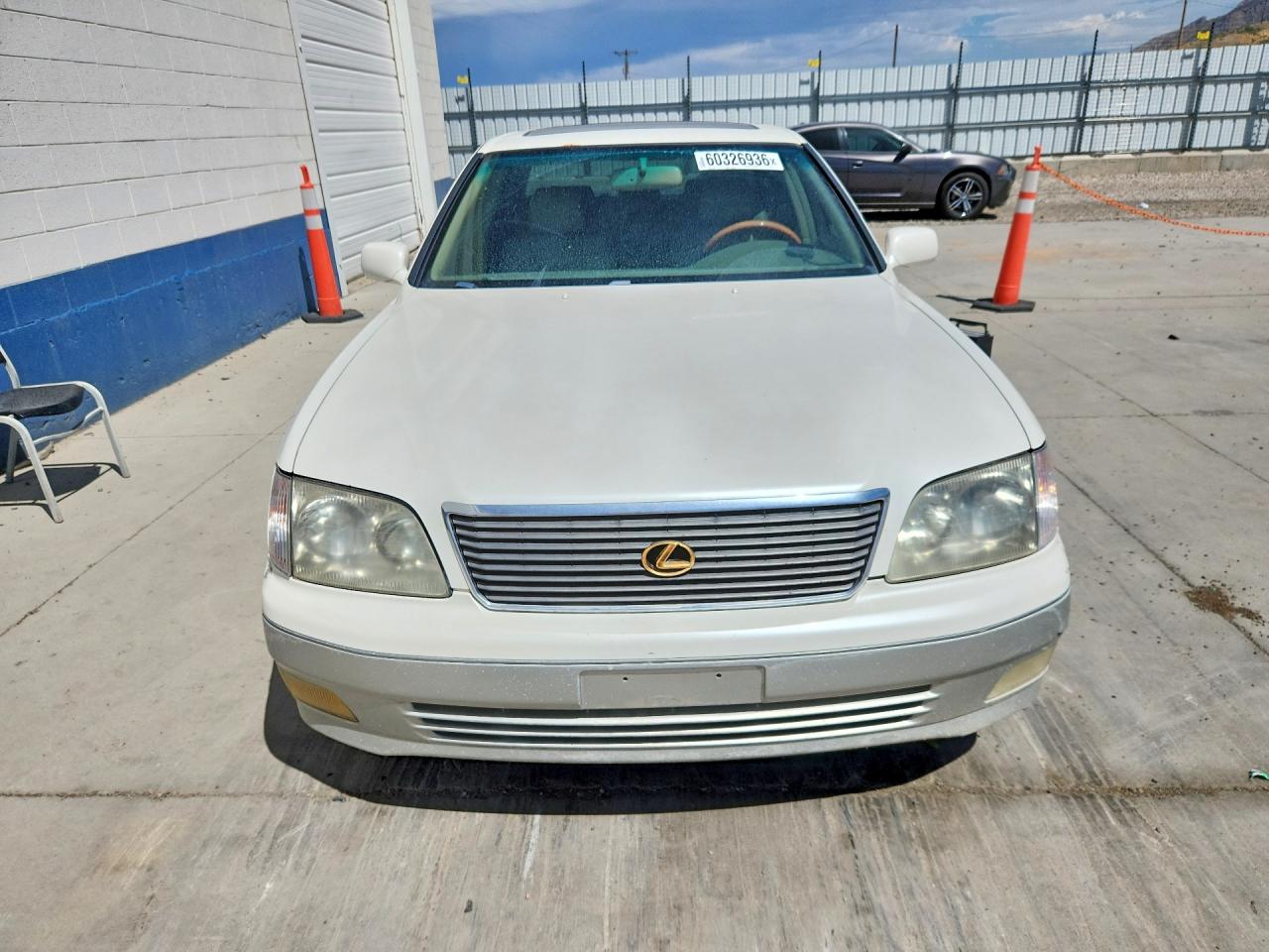 2000 LEXUS LS400