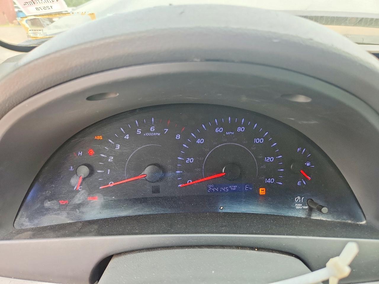 2011 TOYOTA CAMRY
