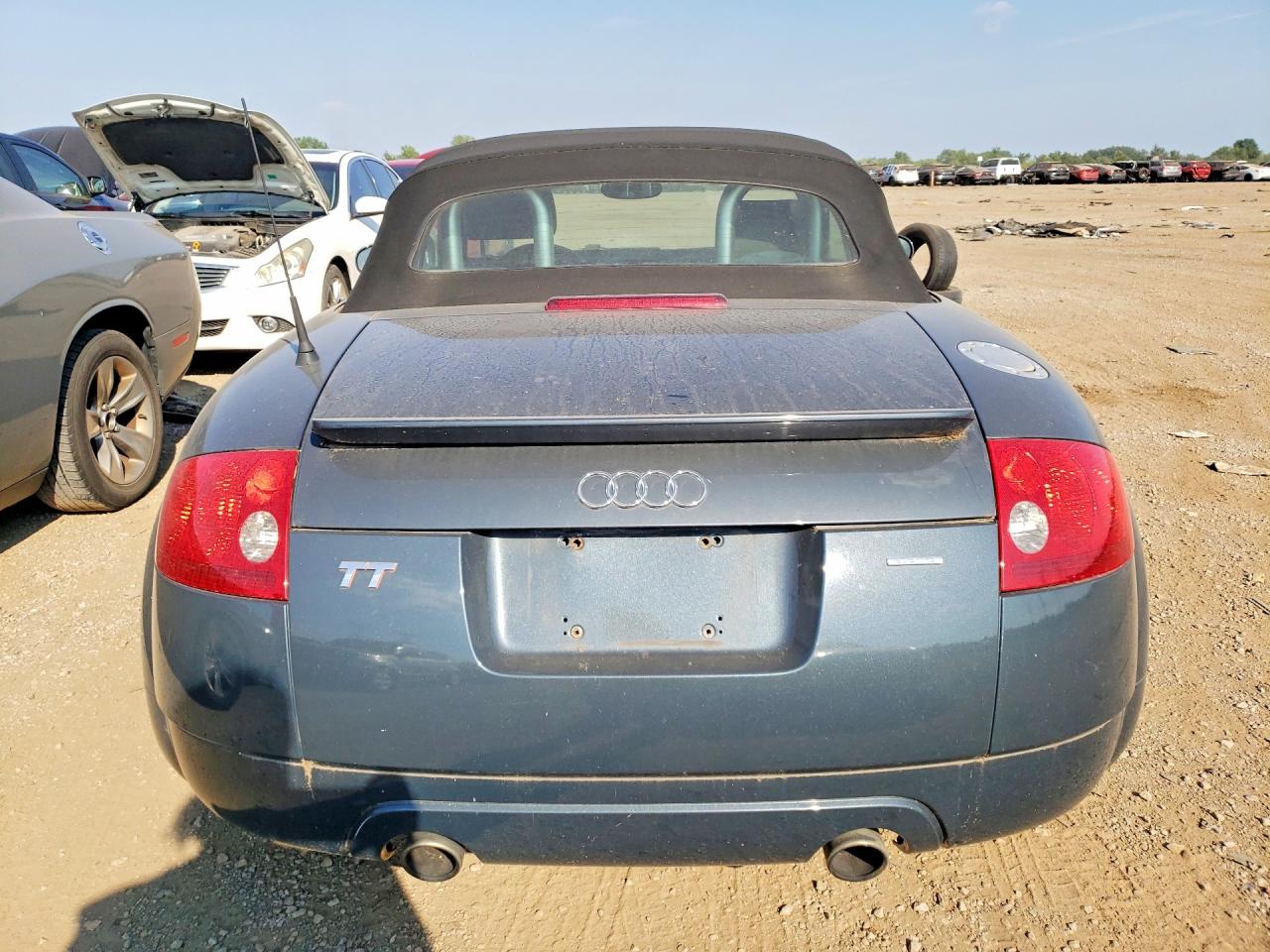 2004 AUDI TT QUATTRO