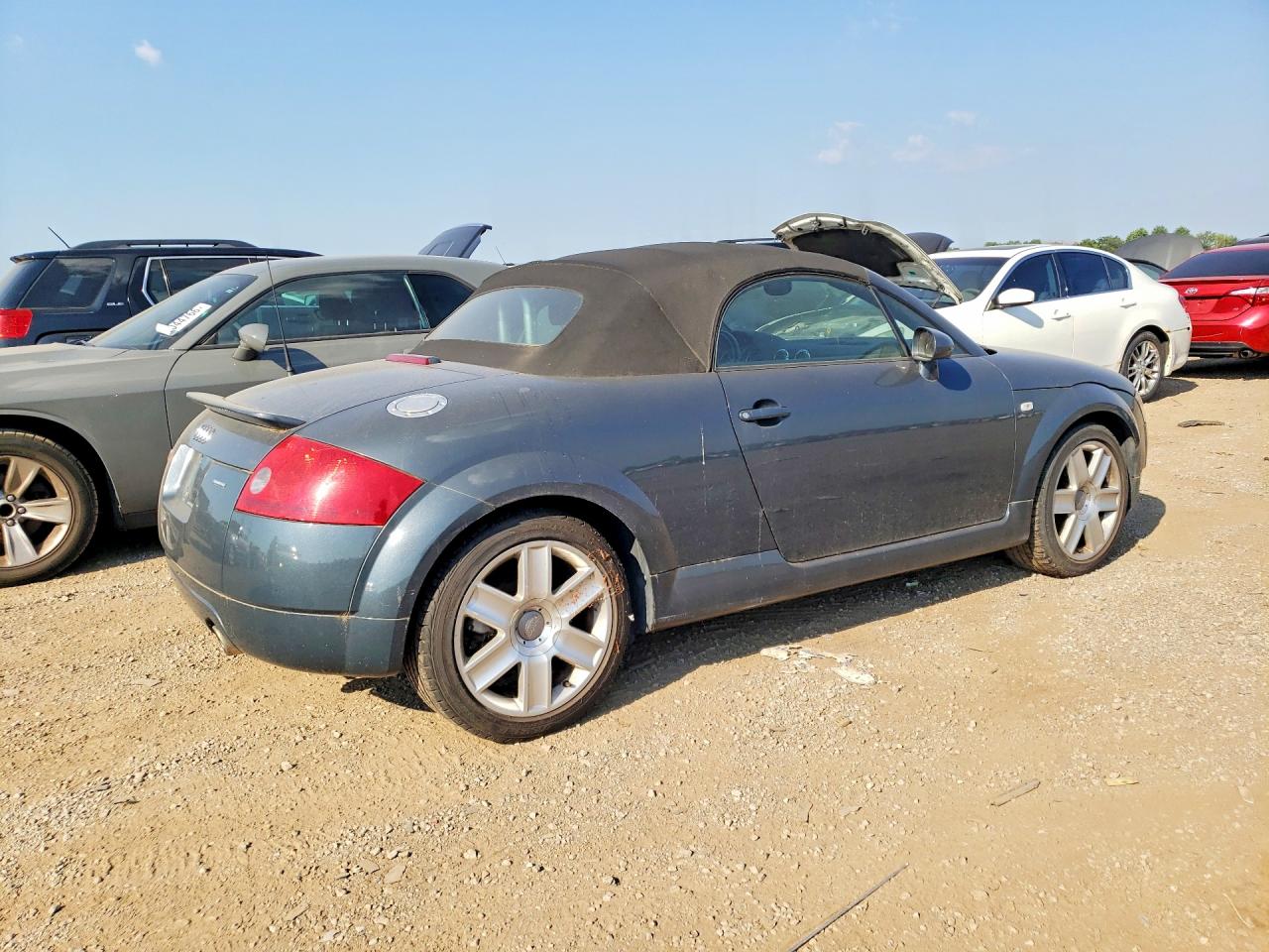 2004 AUDI TT QUATTRO