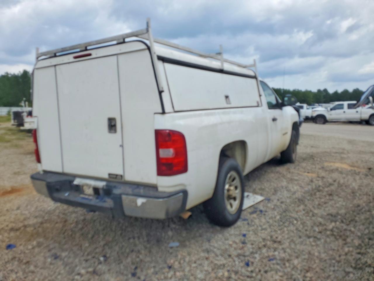 2011 CHEVROLET SILVERADO