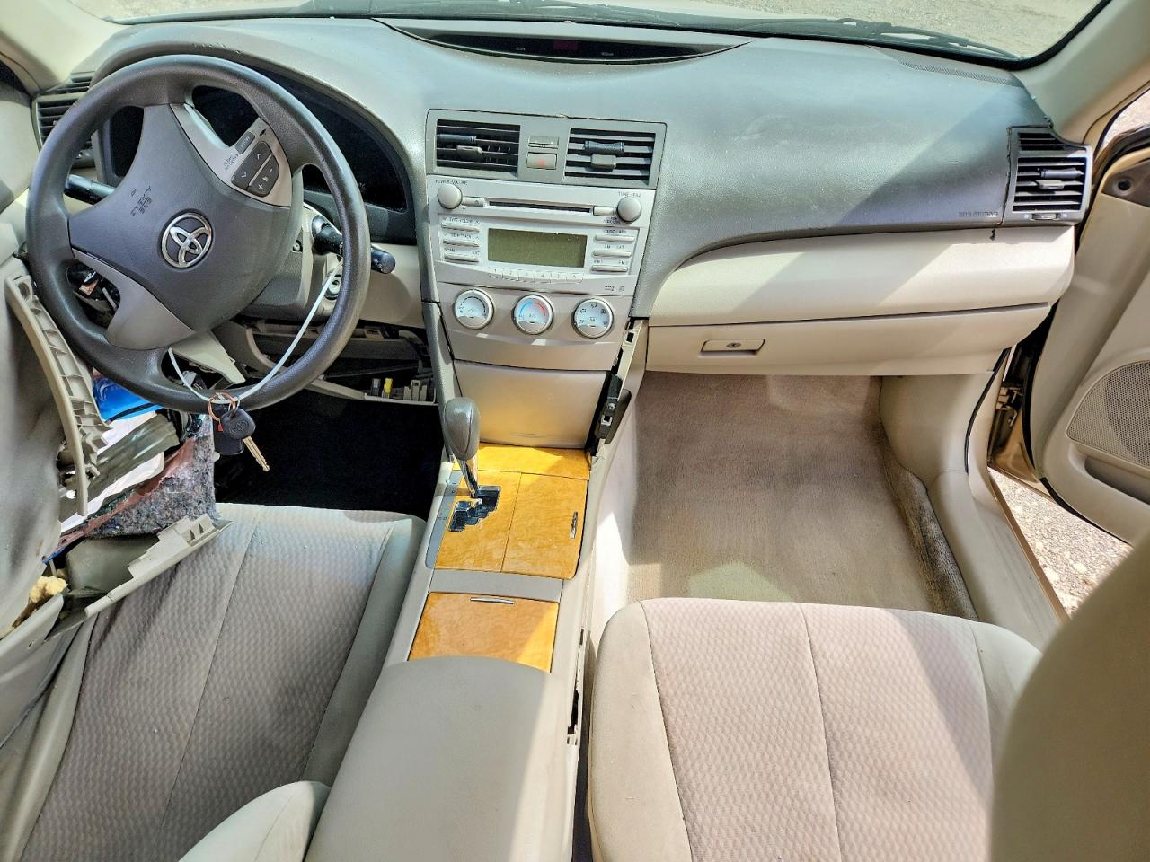 2010 TOYOTA CAMRY