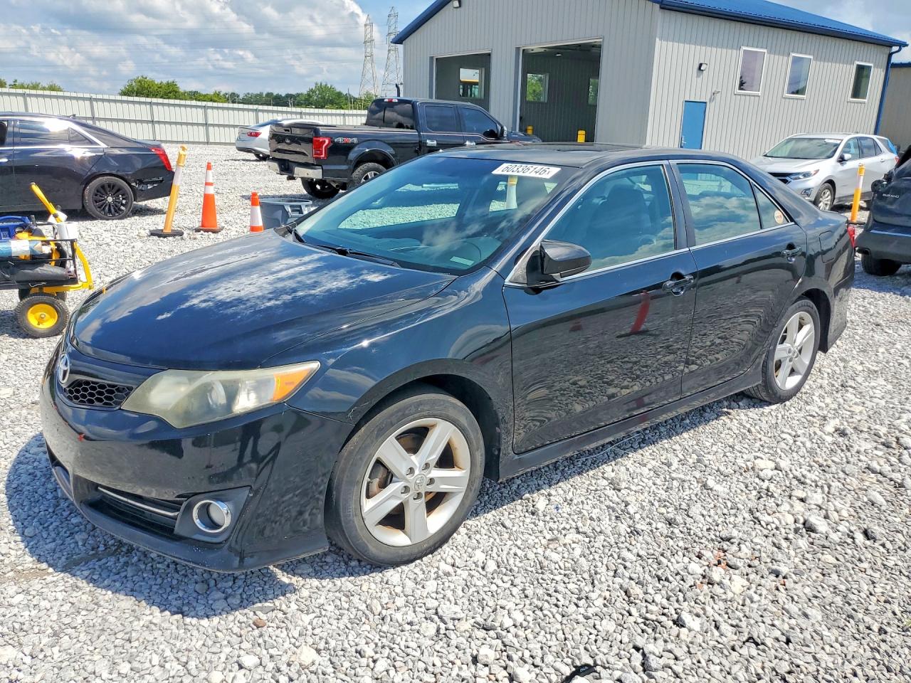 2013 TOYOTA CAMRY