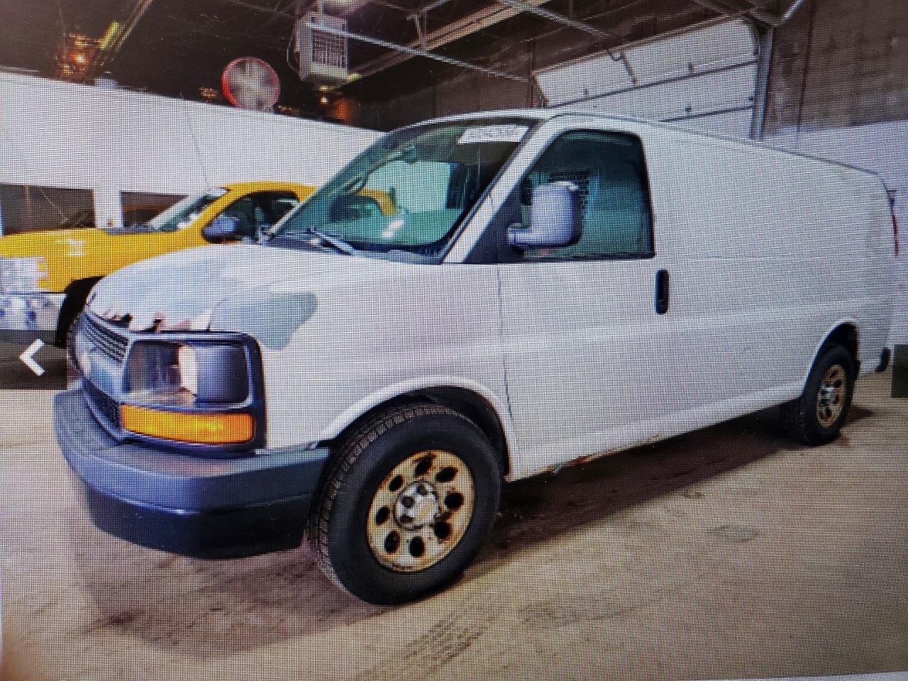 2011 CHEVROLET EXPRESS G1
