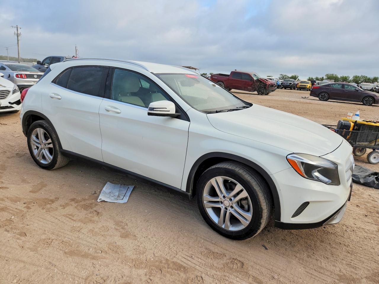 2017 MERCEDES-BENZ GLA-CLASS