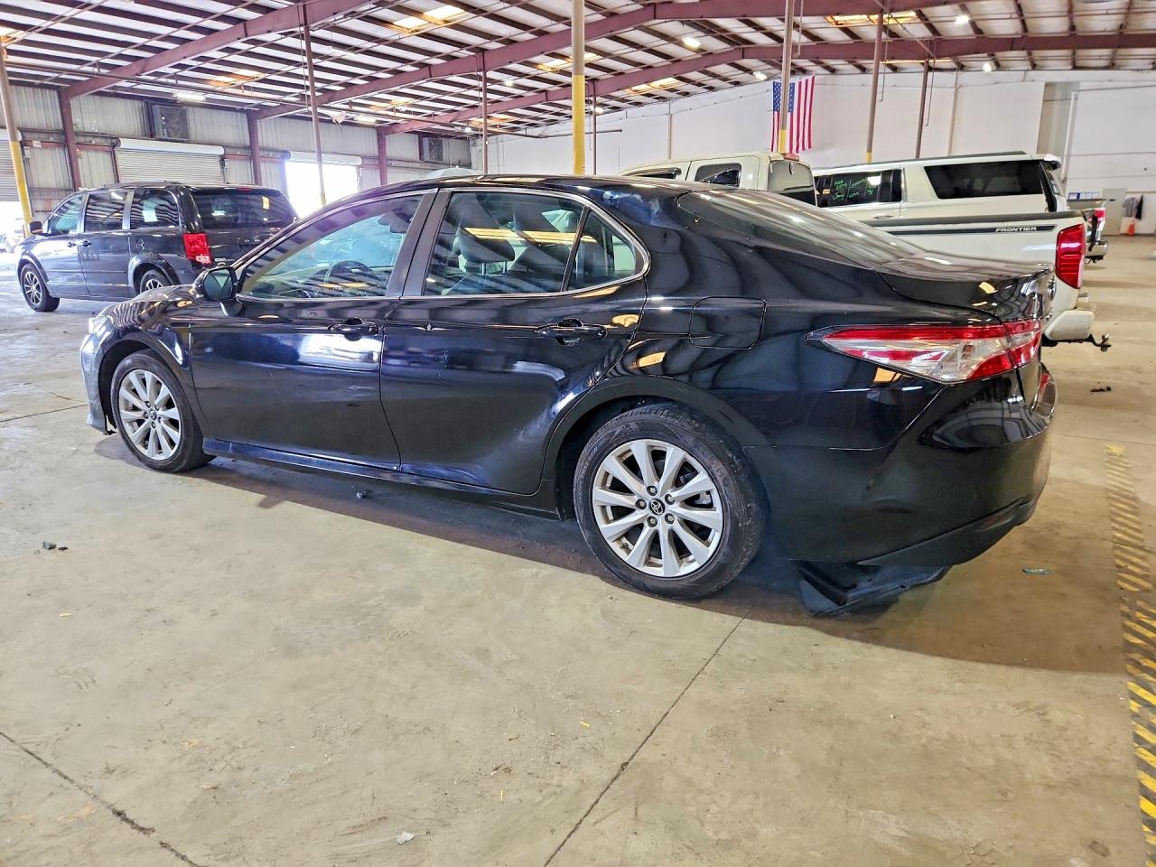 2019 TOYOTA CAMRY