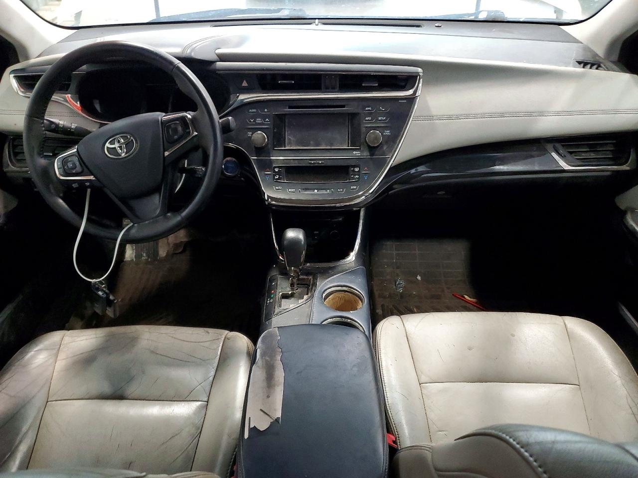 2013 TOYOTA AVALON