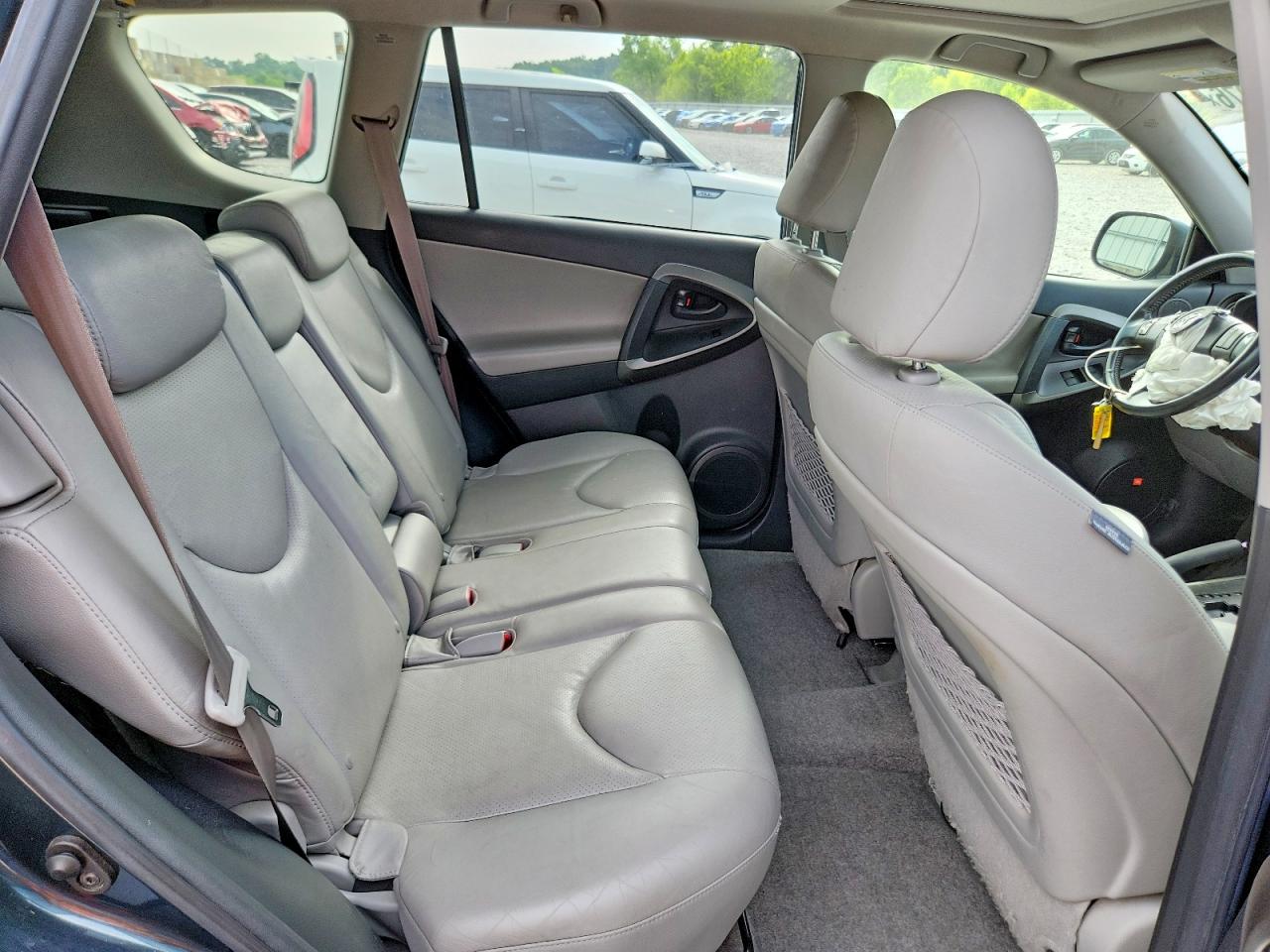 2010 TOYOTA RAV4
