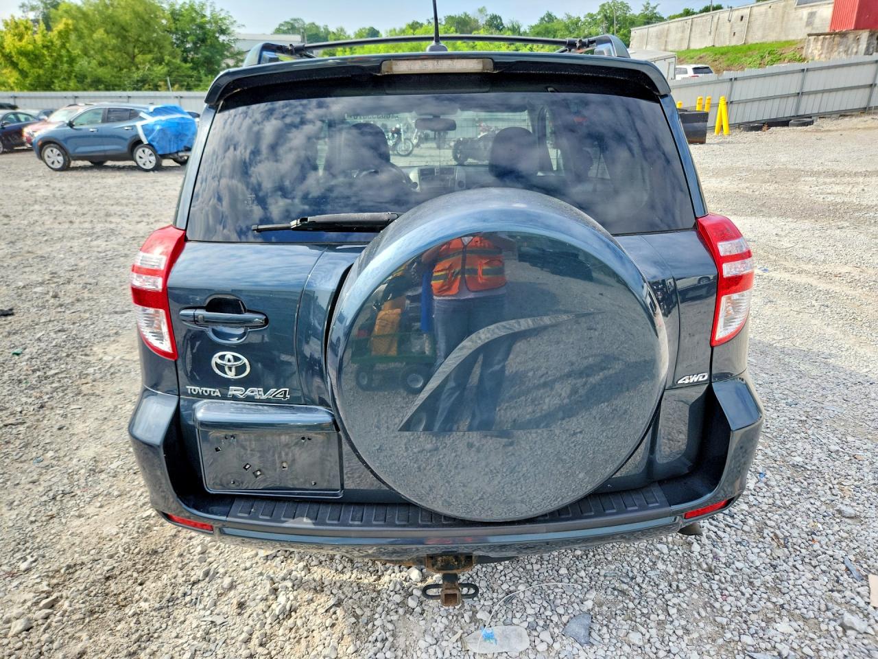 2010 TOYOTA RAV4
