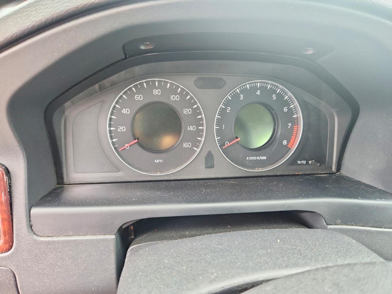 2008 VOLVO XC70