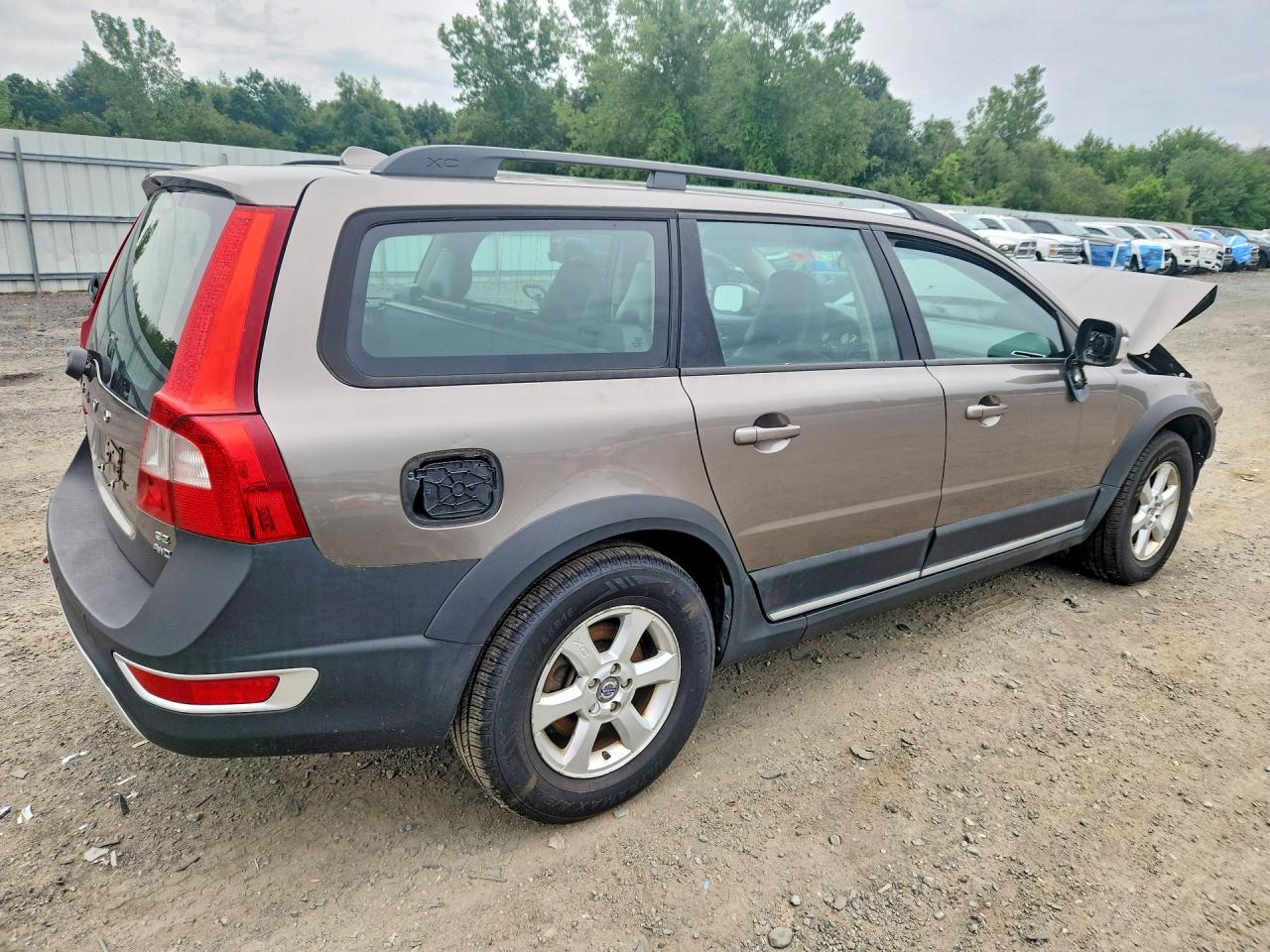 2008 VOLVO XC70