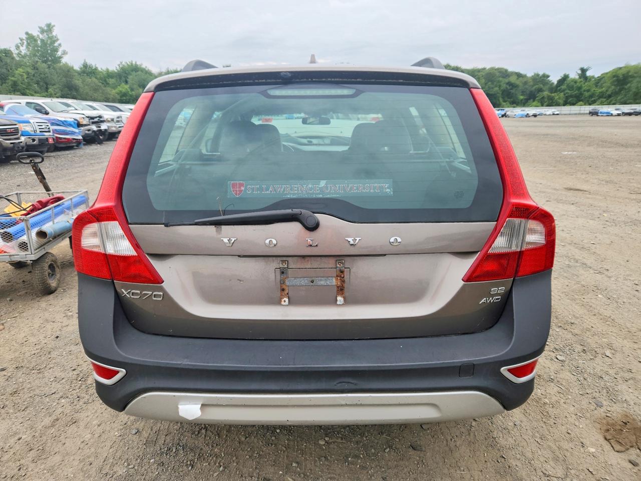 2008 VOLVO XC70