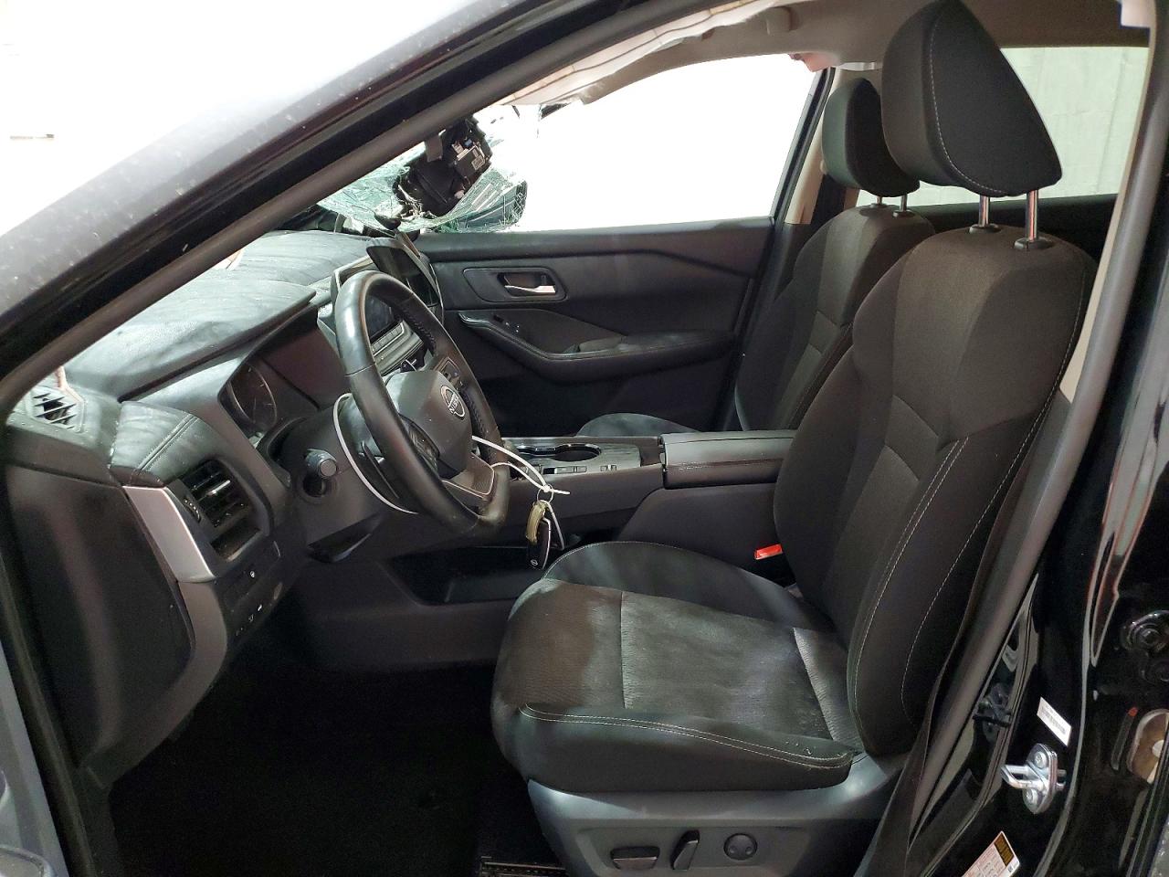 2025 NISSAN ROGUE