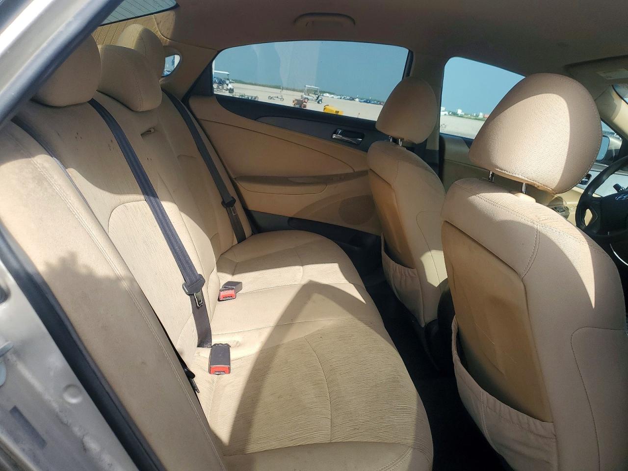2011 HYUNDAI SONATA