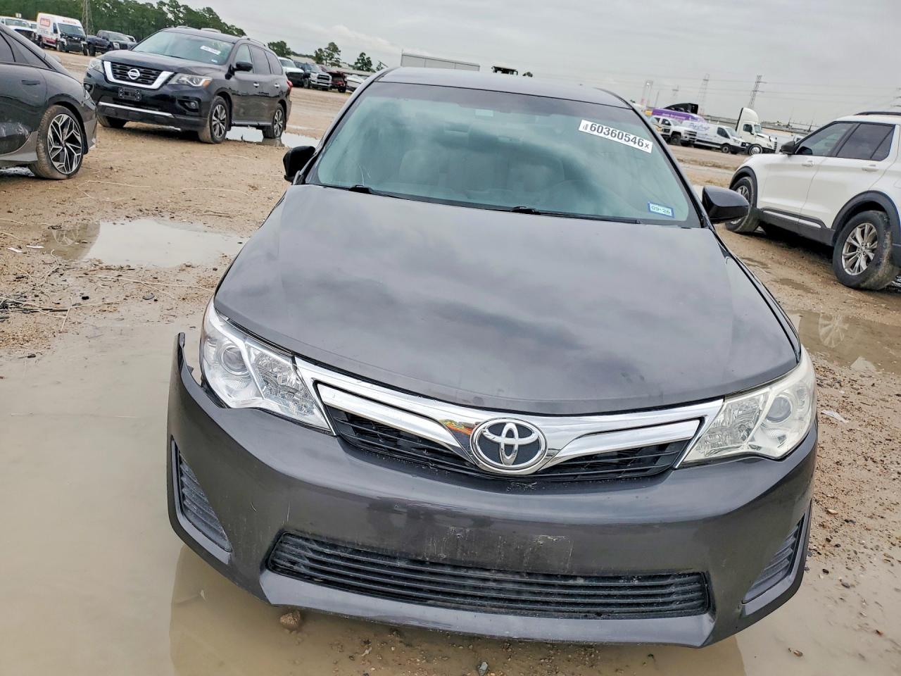 2014 TOYOTA CAMRY