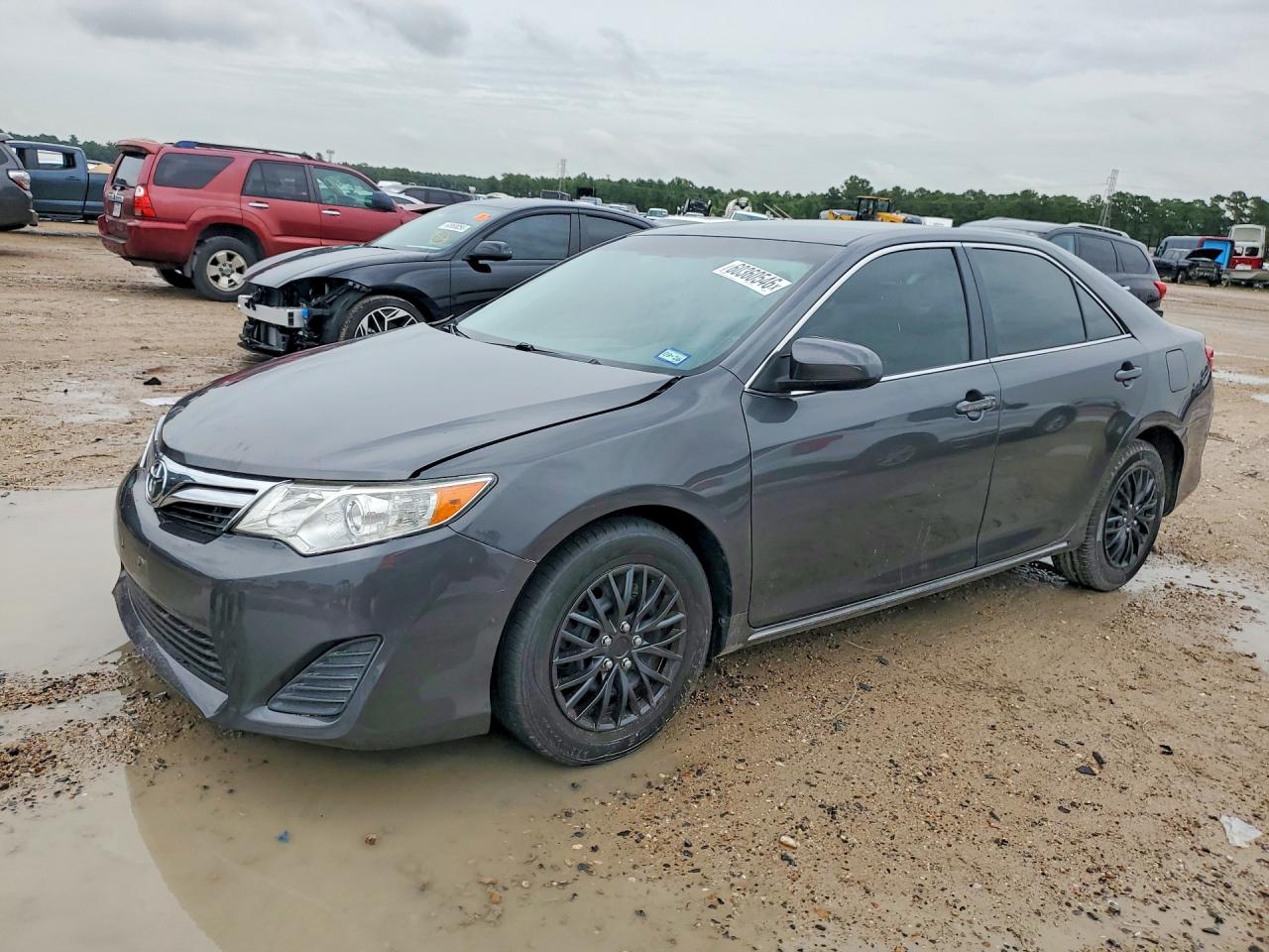 2014 TOYOTA CAMRY