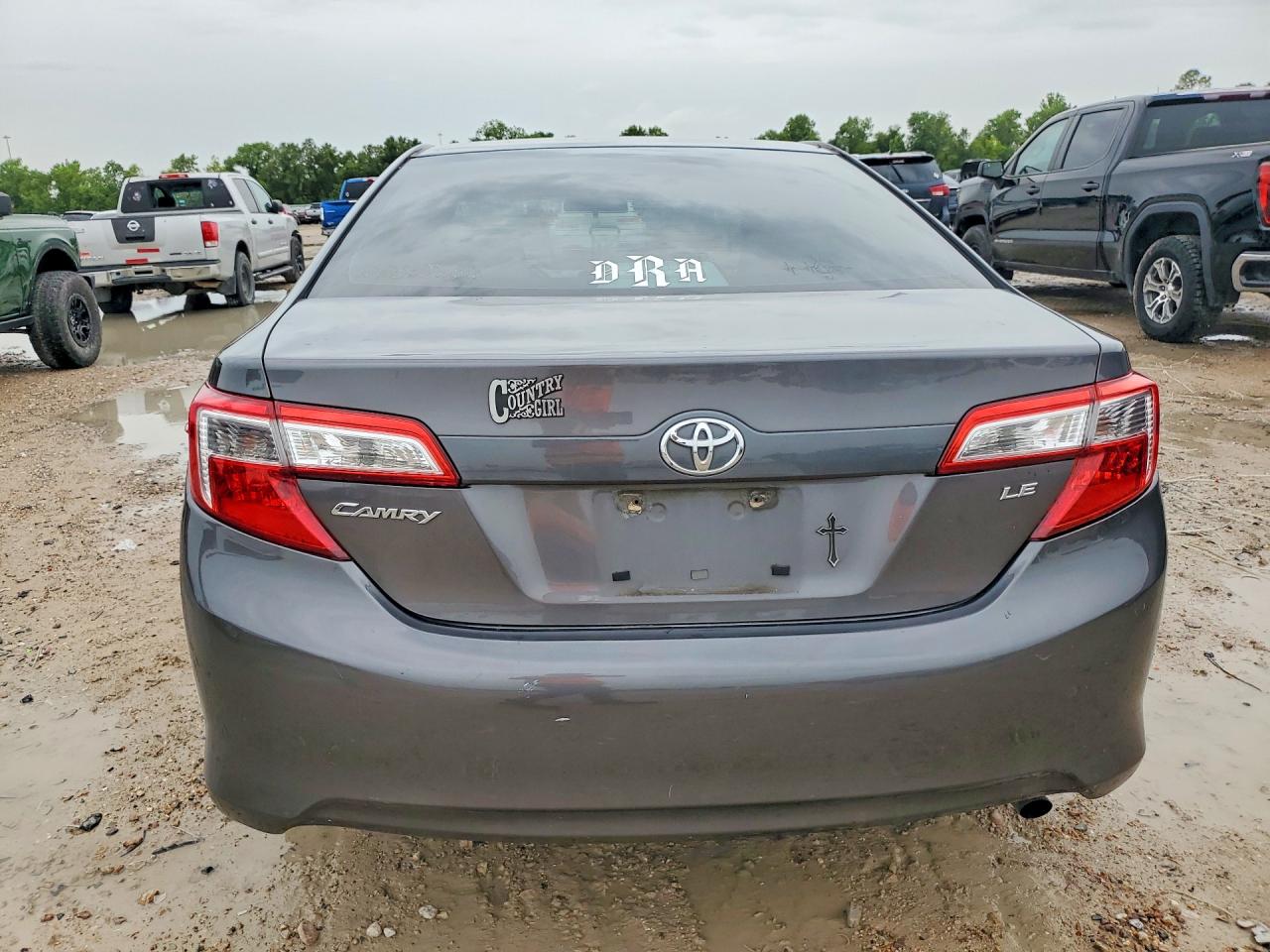 2014 TOYOTA CAMRY