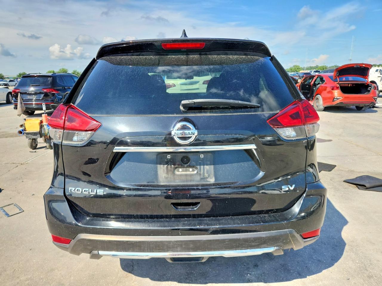 2018 NISSAN ROGUE