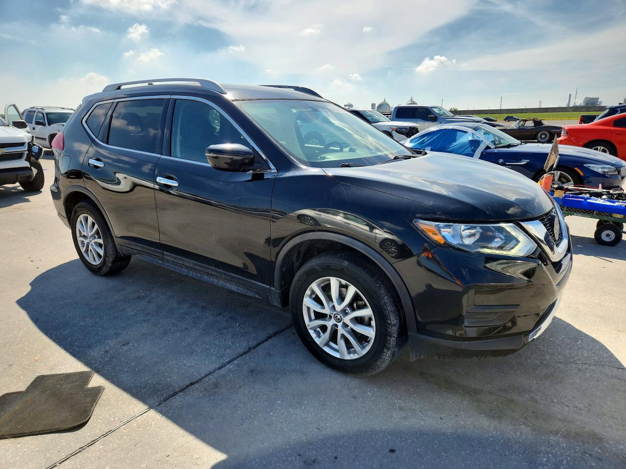 2018 NISSAN ROGUE
