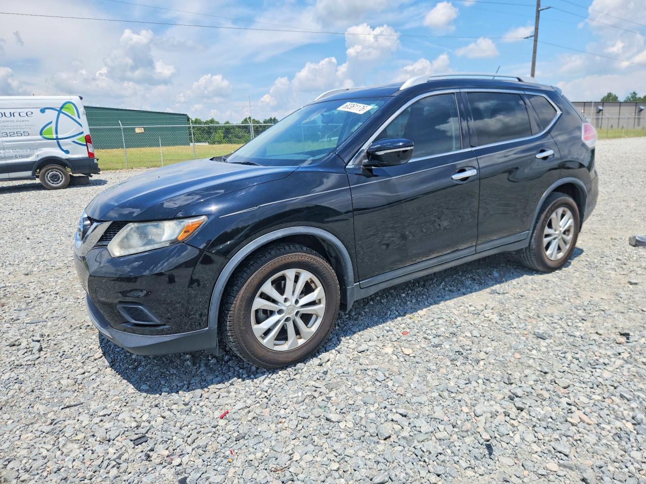 2015 NISSAN ROGUE