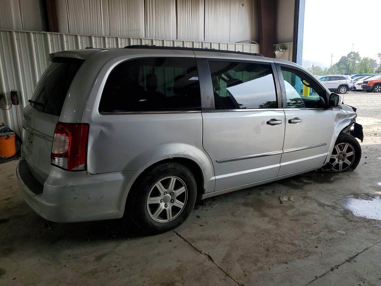 2012 CHRYSLER MINIVAN