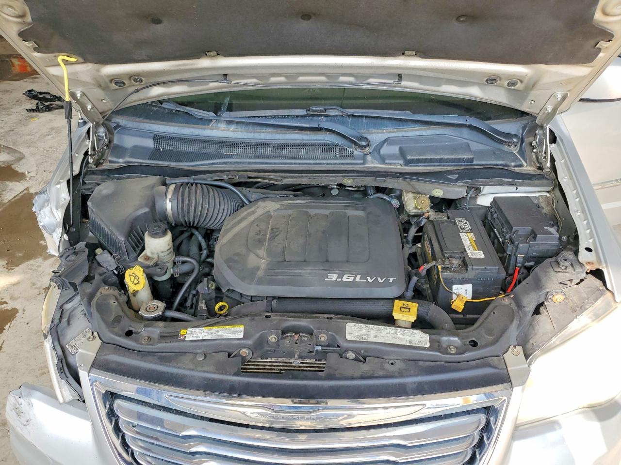 2012 CHRYSLER MINIVAN
