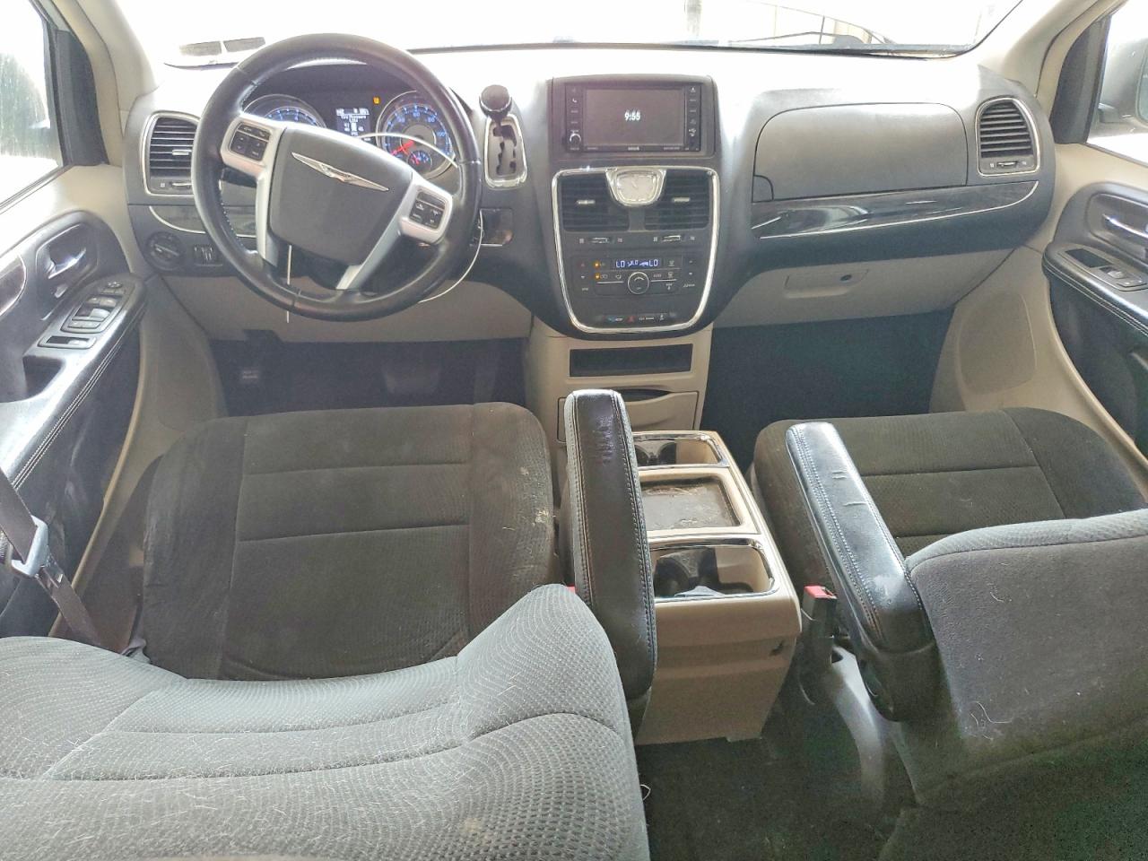 2012 CHRYSLER MINIVAN