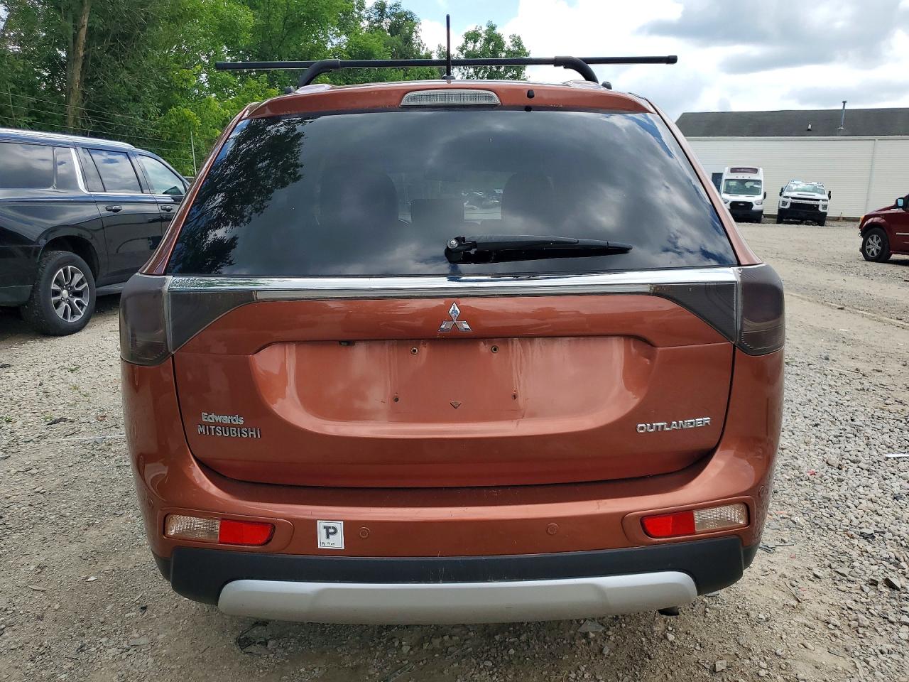 2015 MITSUBISHI OUTLANDER