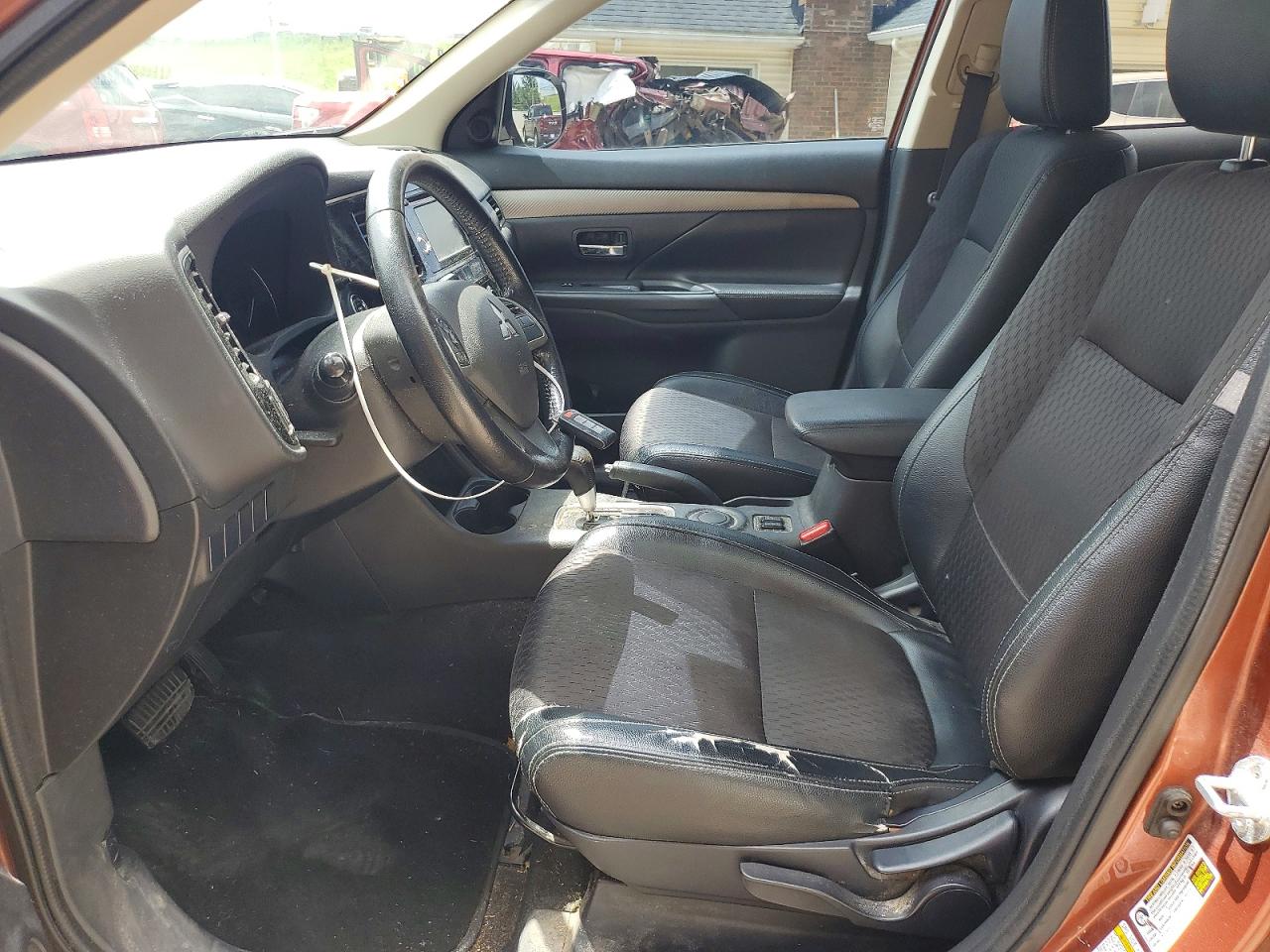 2015 MITSUBISHI OUTLANDER