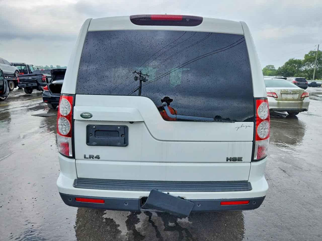 2011 L ROVER LR4