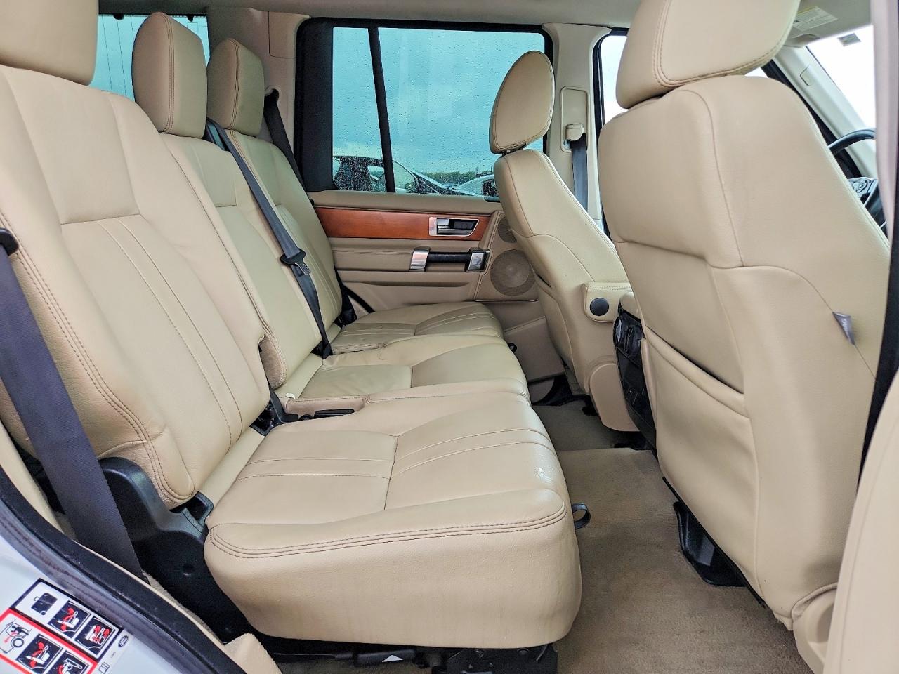 2011 L ROVER LR4