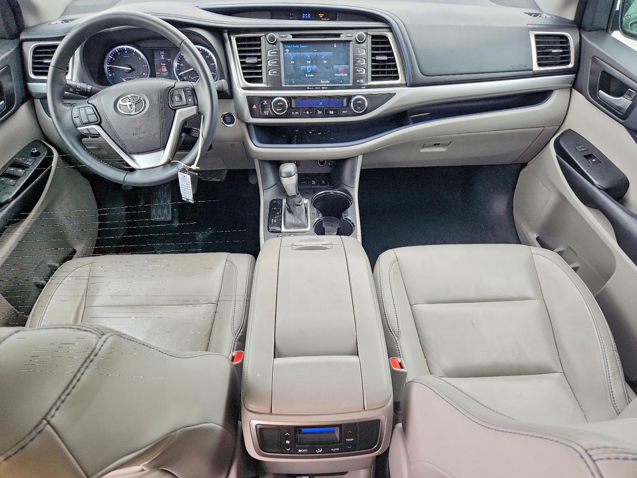2016 TOYOTA HIGHLANDER
