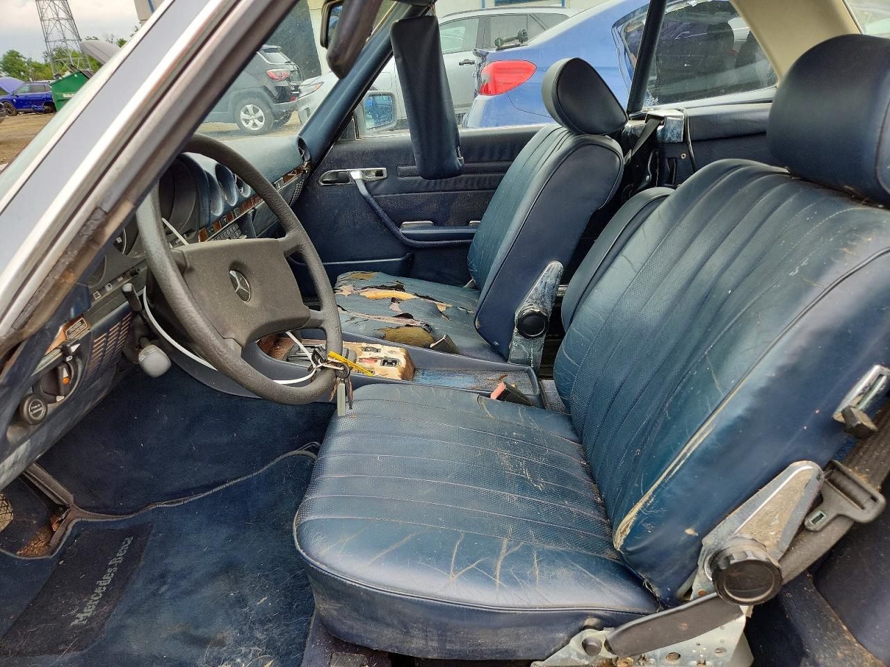 1984 MERCEDES-BENZ SL-CLASS