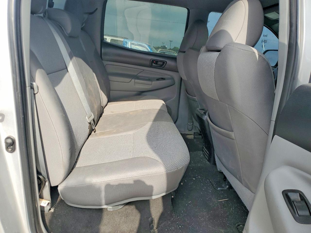 2012 TOYOTA TACOMA