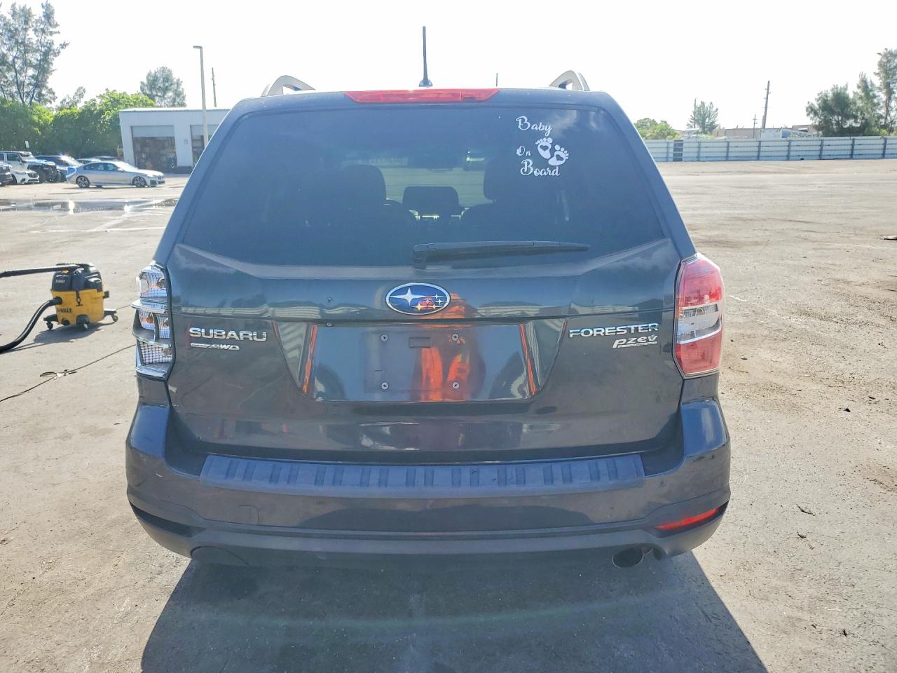 2015 SUBARU FORESTER