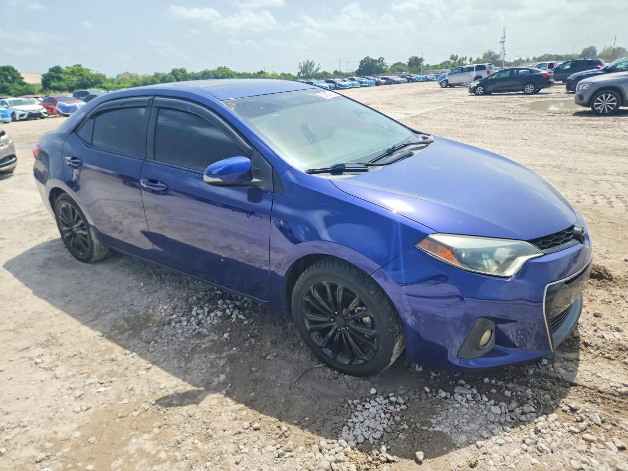 2015 TOYOTA COROLLA